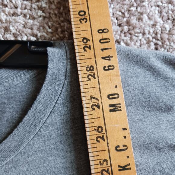 Dilly Dilly Shield Bud Light Men's XL T-Shirt - Picture 2 of 3